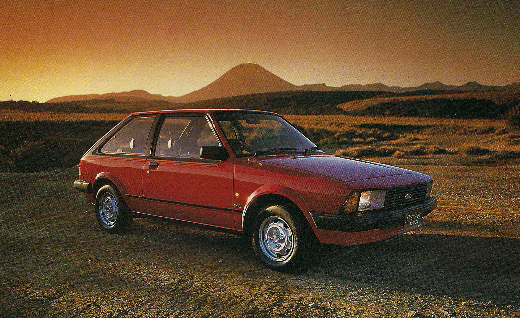 Ford Laser 1982 photo - 1
