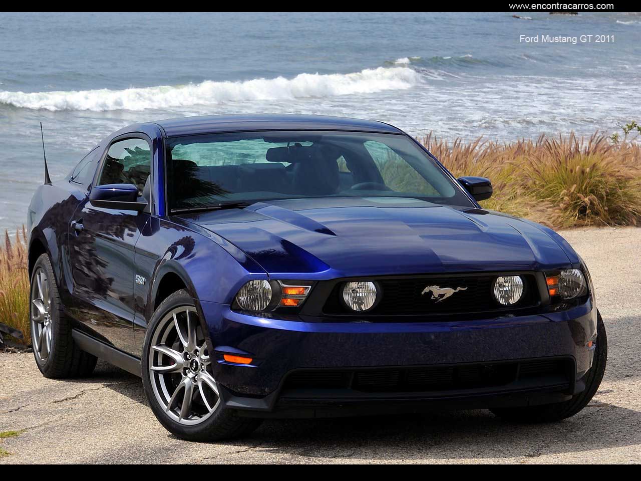 Ford Mustang 2011 photo - 1
