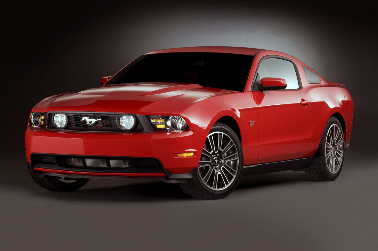 Ford Mustang 2011 photo - 8