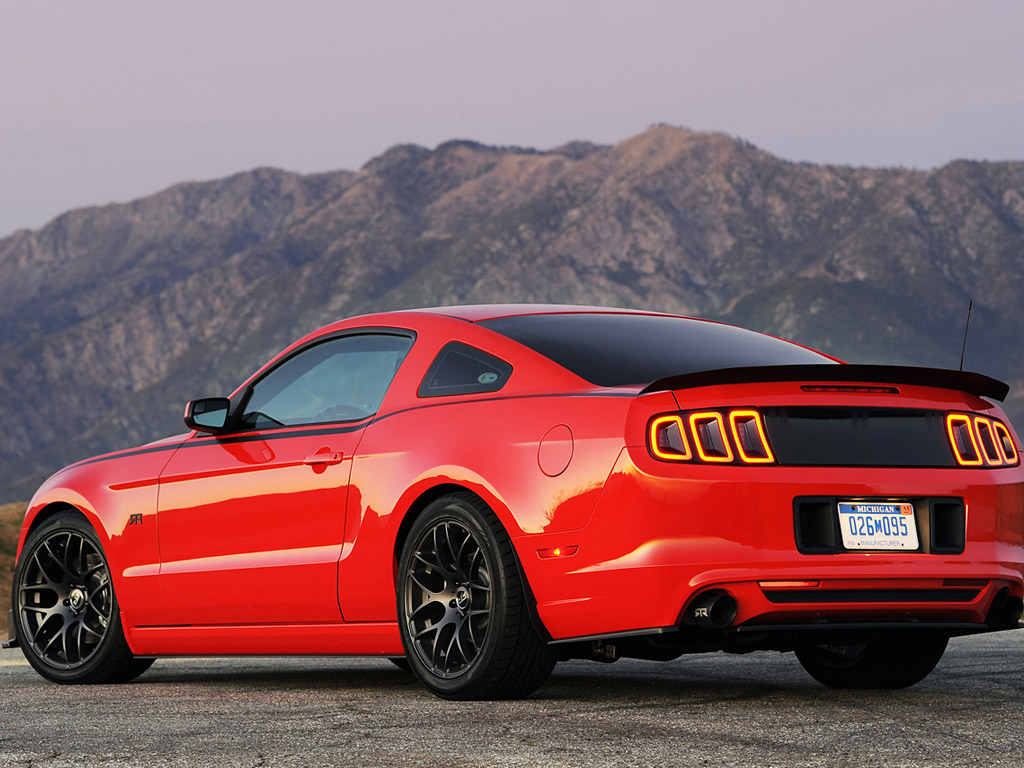 Ford Mustang 2013 photo - 2