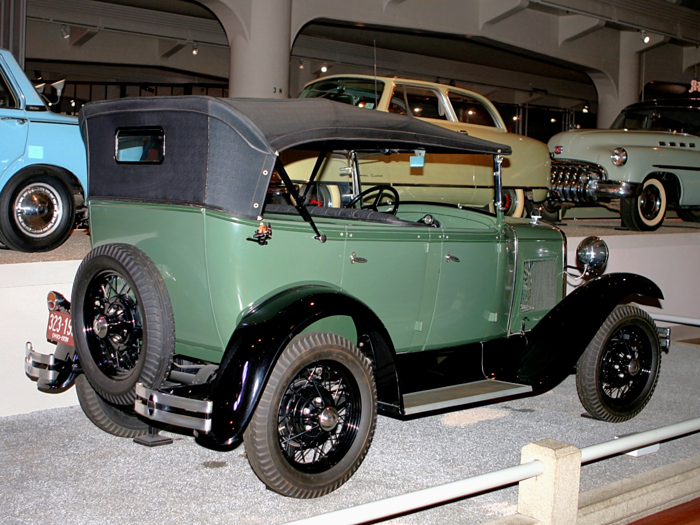 Ford T 1930 photo - 3