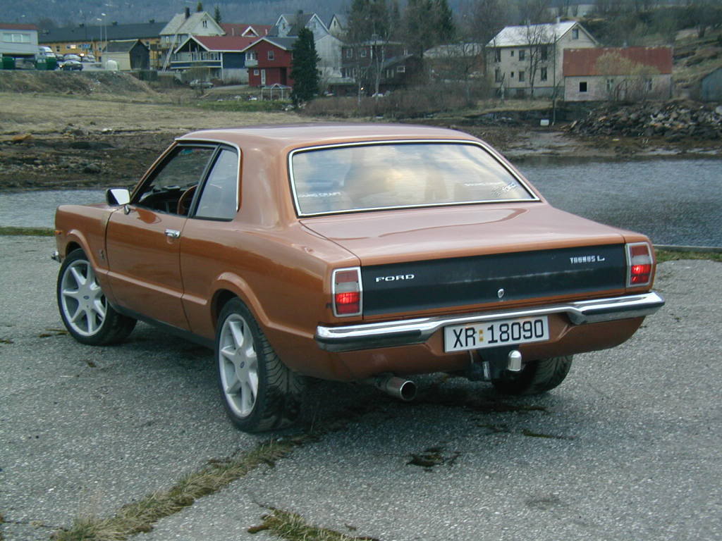 Ford Taunus 1975 photo - 2