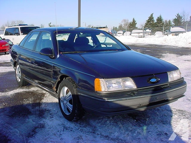 Ford Taurus 1989 photo - 3