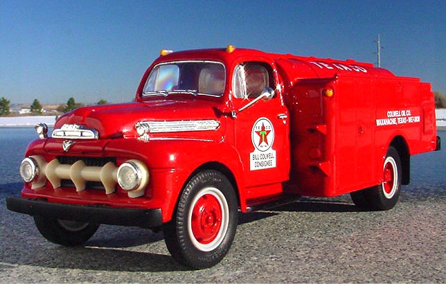 Ford Truck 1951 photo - 9