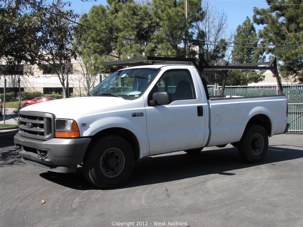 Ford Truck 2001 photo - 7