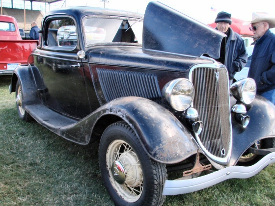 Ford V8 1933 photo - 5