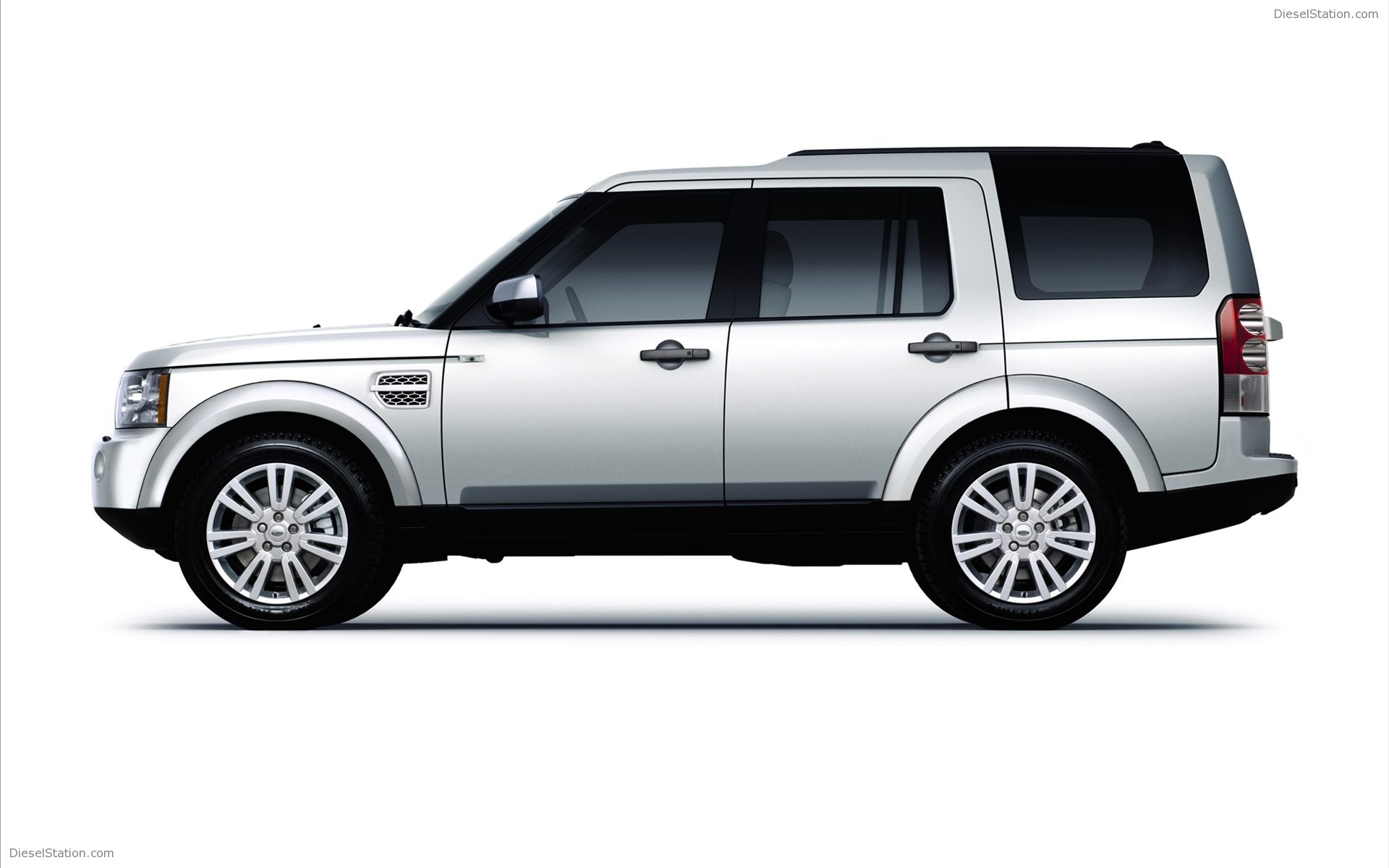 Land Rover Discovery 2012 photo - 2