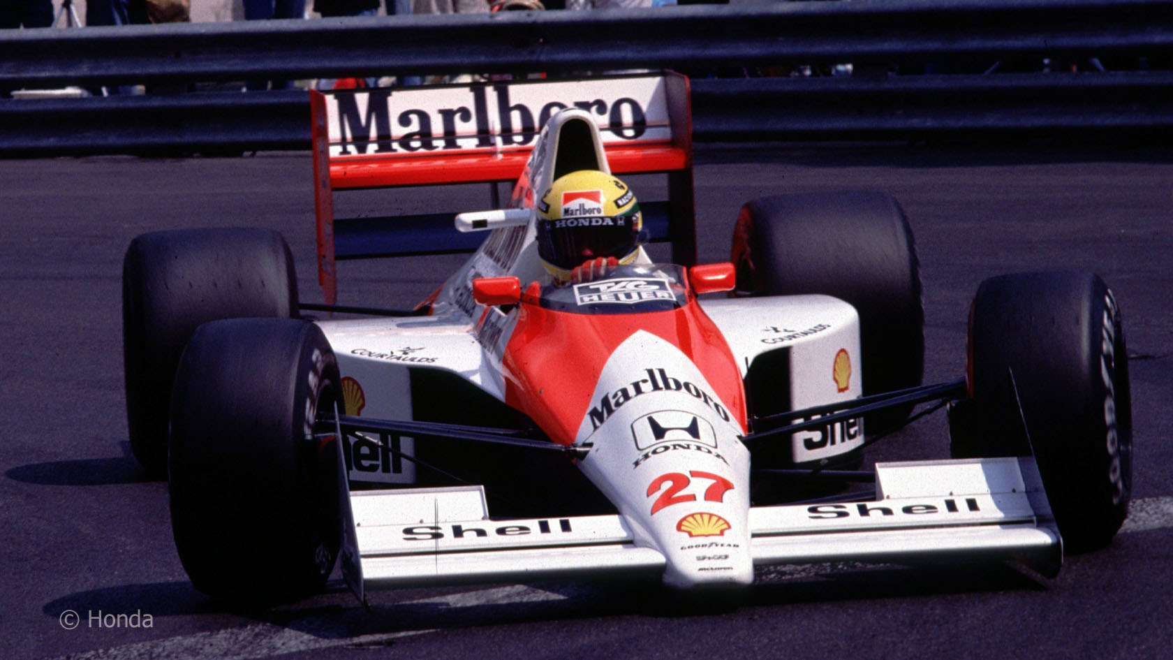 Mclaren F1 1990 photo - 2