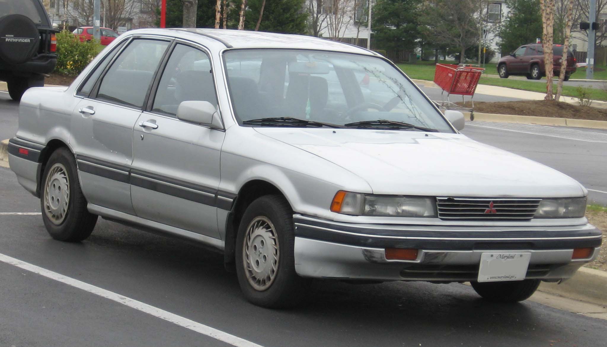 Mitsubishi Galant 1993 photo - 3