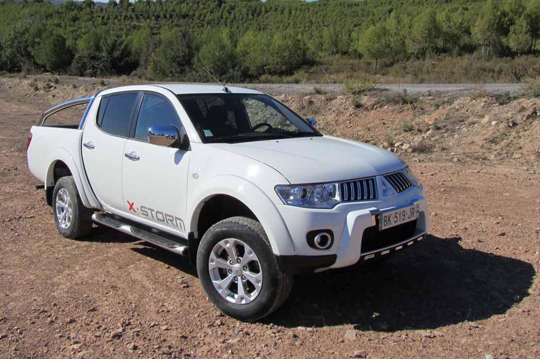 Mitsubishi L200 2012 Review, Amazing Pictures and Images