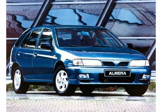 Nissan Almera 2000 photo - 2