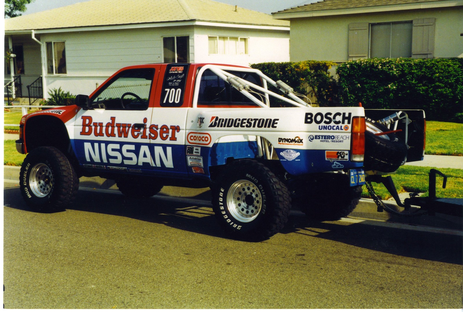 Nissan Pickup 1984 photo - 3