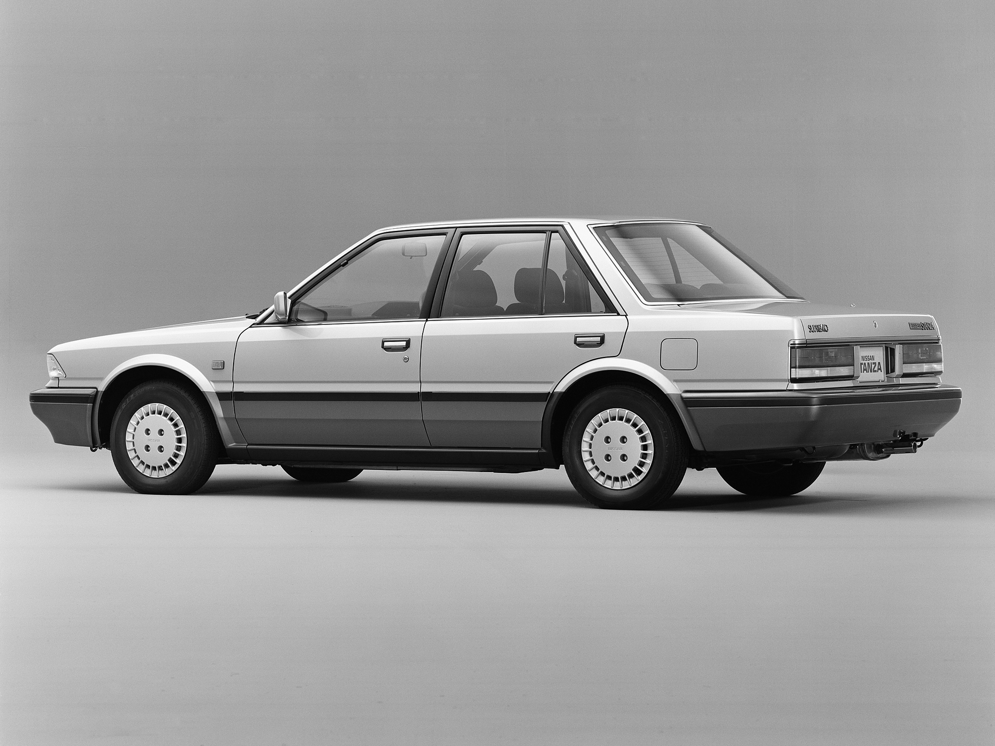 Nissan Stanza 1988 photo - 2