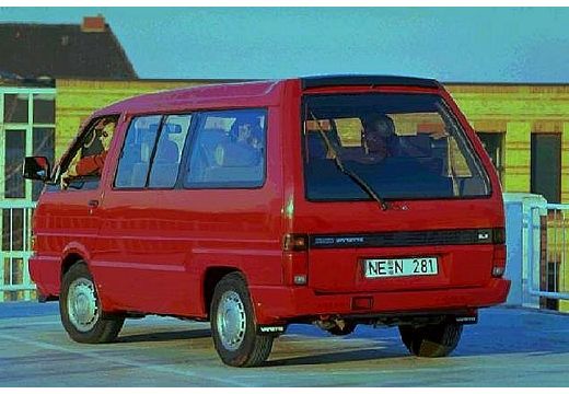 Nissan Vanette 1991 photo - 3