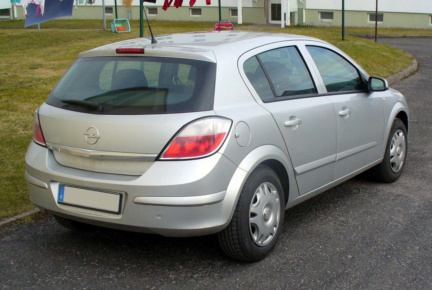 Opel Astra 2008 photo - 2