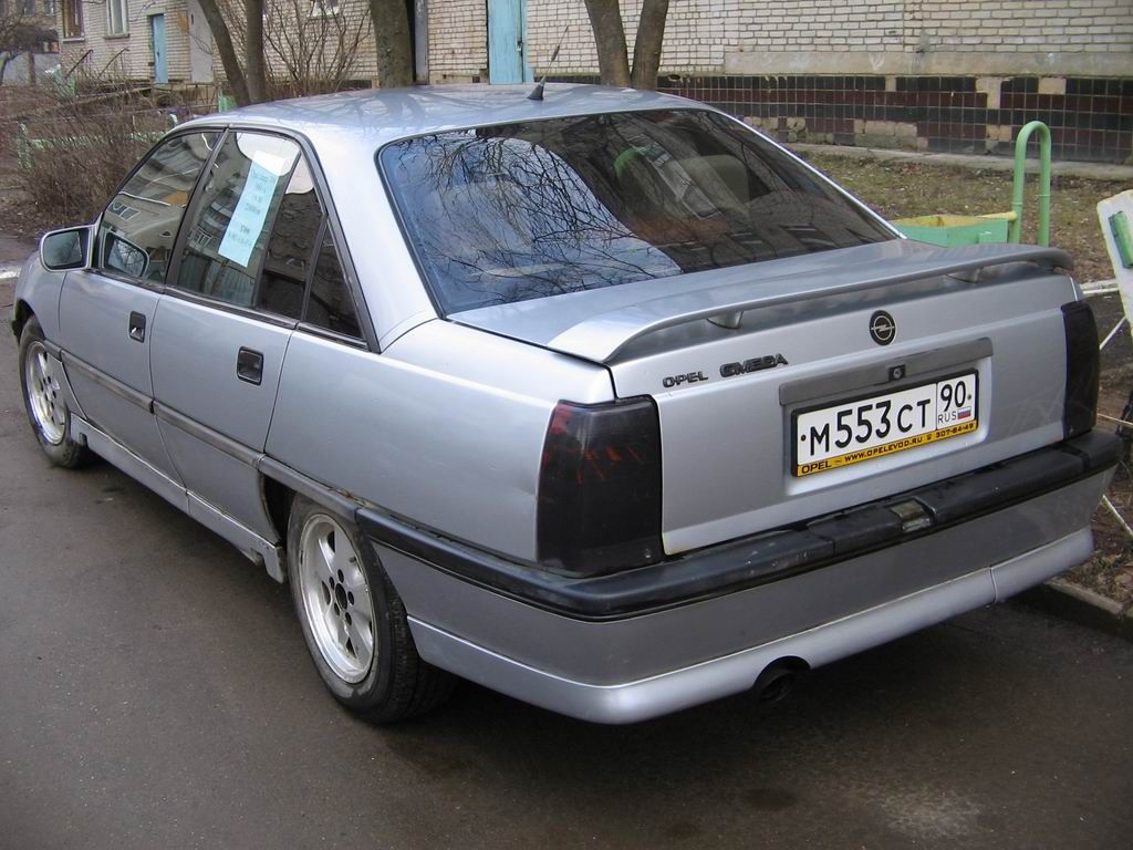 Opel Omega 1988 photo - 3