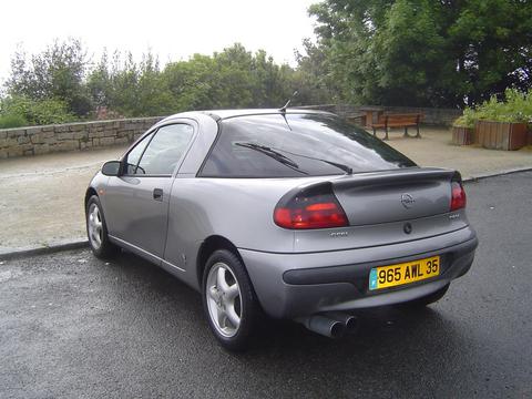 Opel Tigra 2002 photo - 1