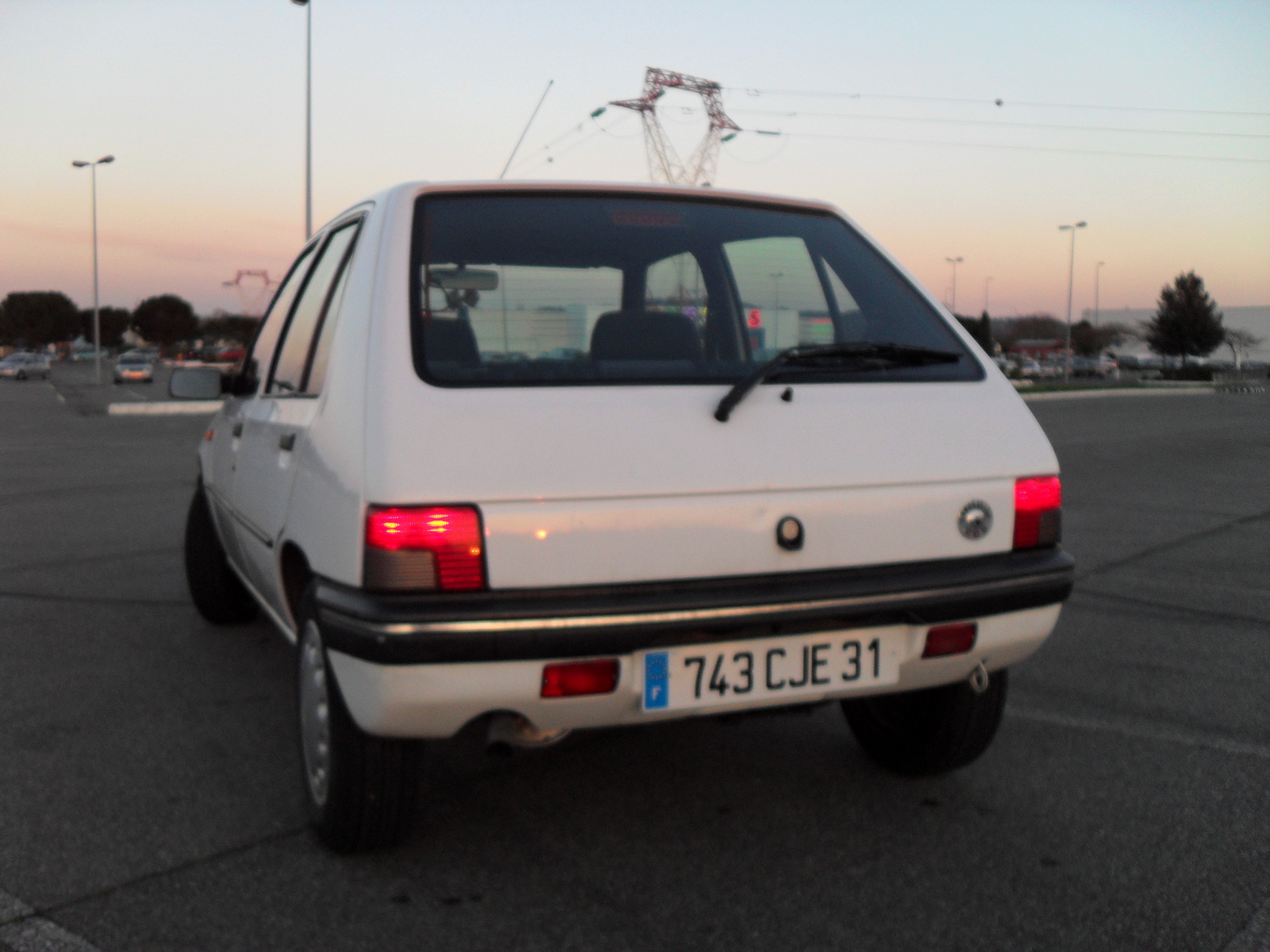 Peugeot 205 1996 photo - 3