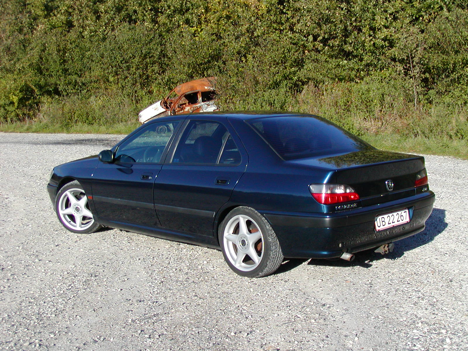 Peugeot 406 1996 photo - 1