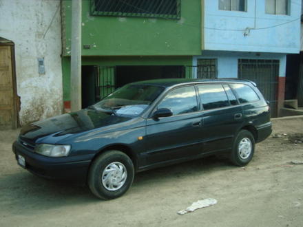 Toyota caldina 1999 photo - 1
