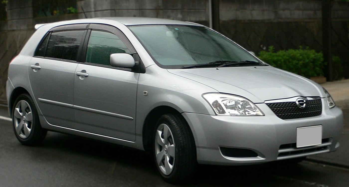 Toyota corolla runx 2004 photo - 2