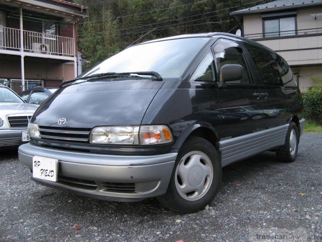 Toyota Estima 1997 photo - 2