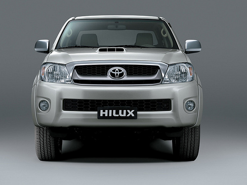 Toyota Hilux 2011 photo - 3