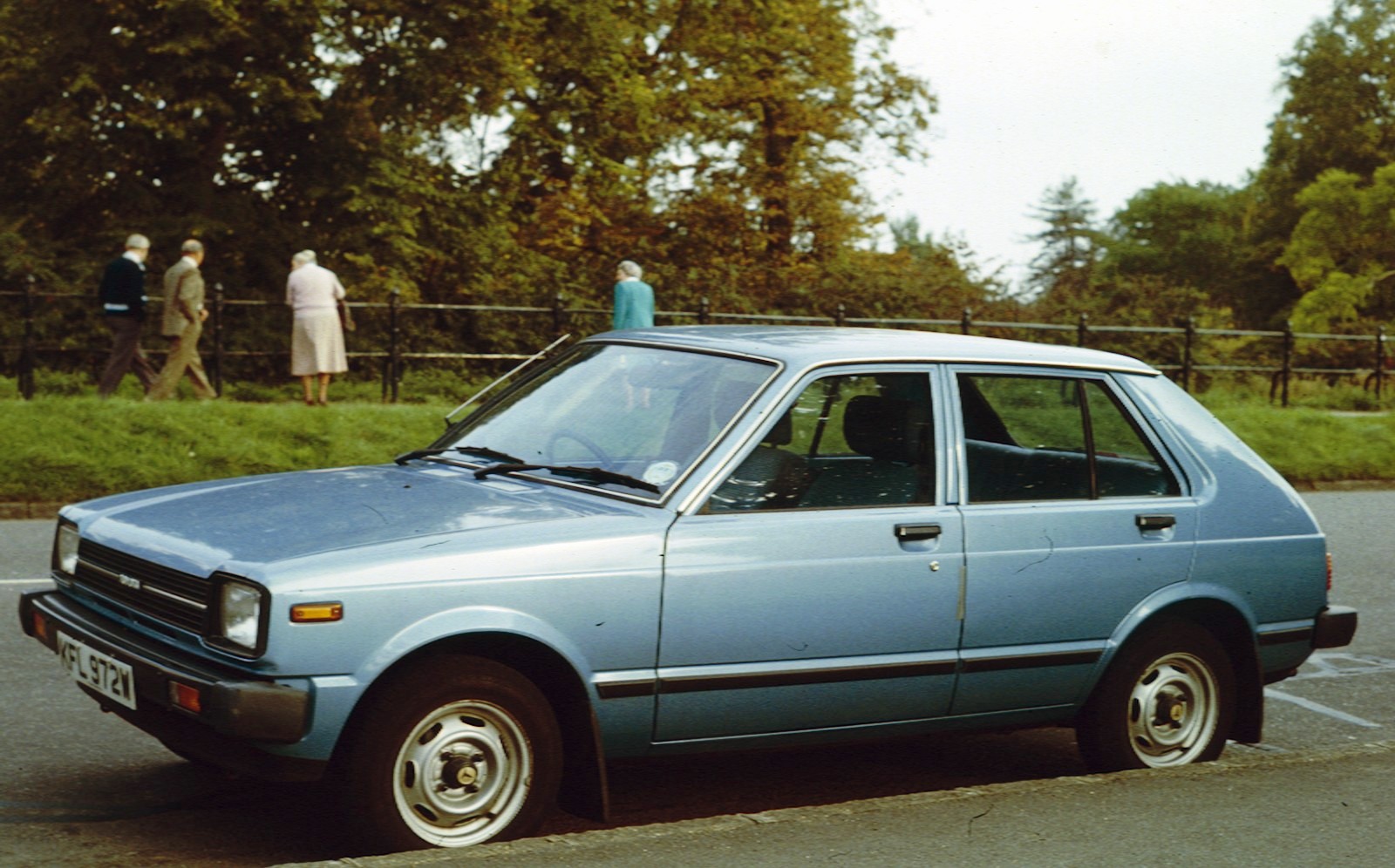 Toyota Starlet 1981 photo - 2