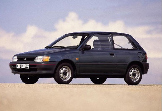 Toyota Starlet 1995 photo - 2