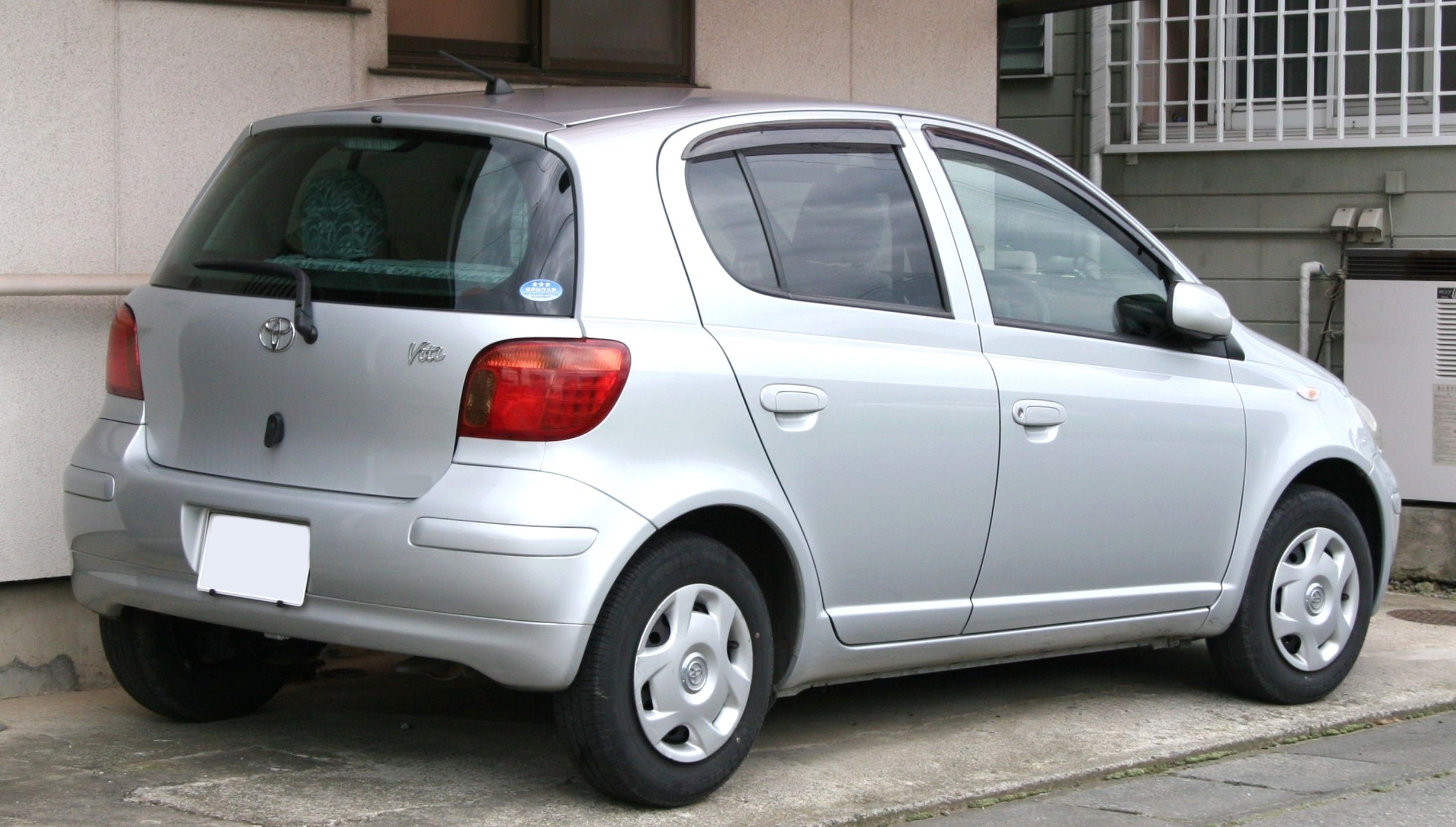 Toyota vitz 2003 photo - 4