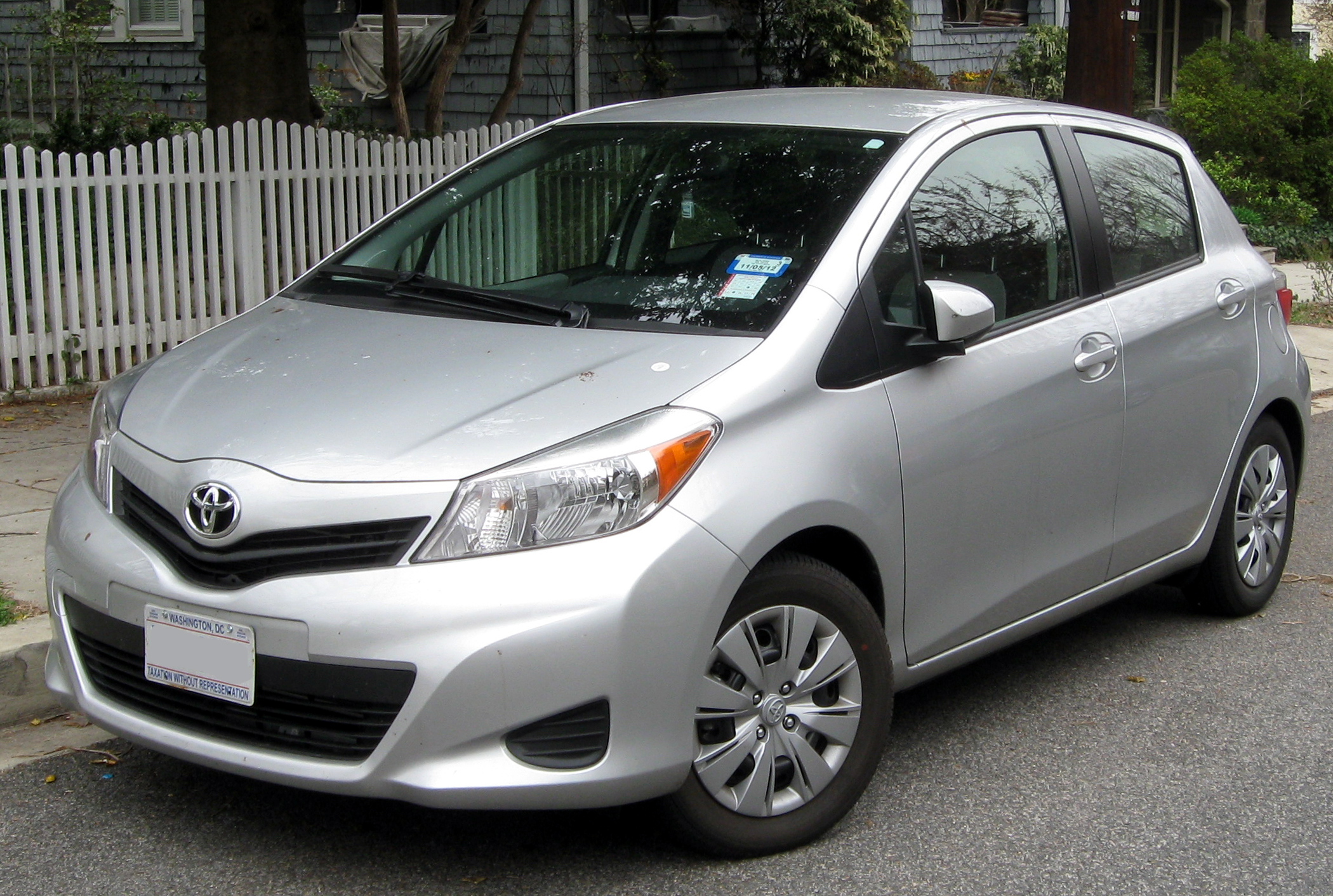 Toyota yaris verso 2009 photo - 5