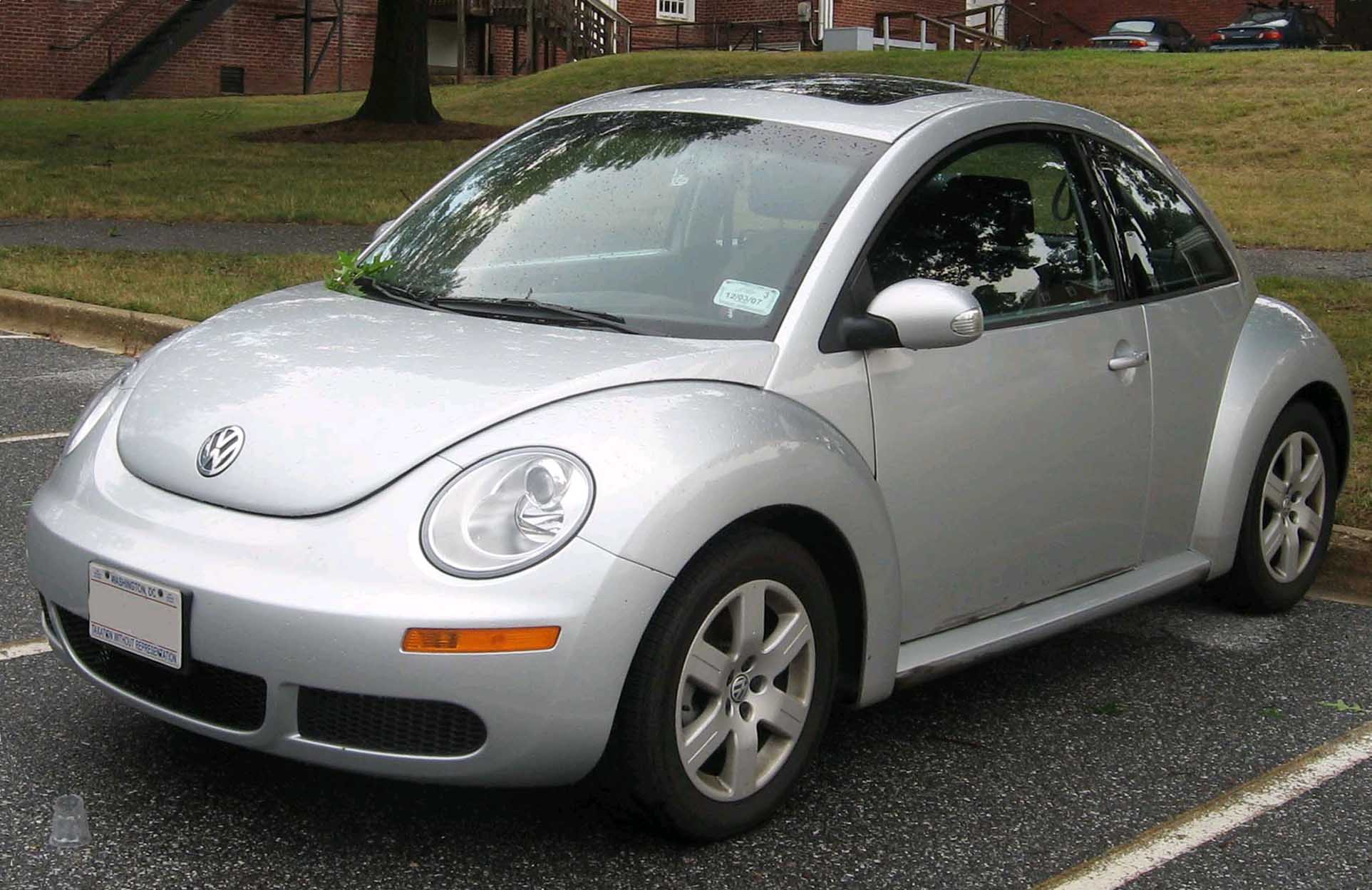 Volkswagen Beetle 2007 photo - 1