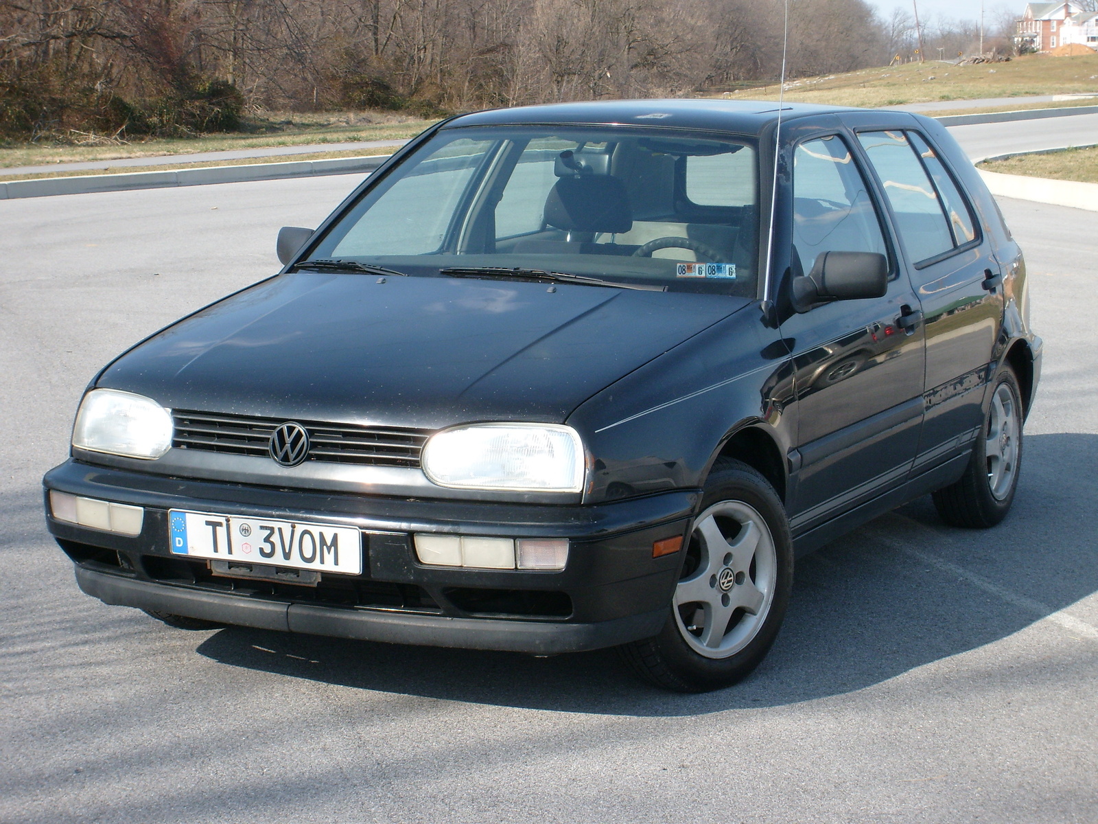 Volkswagen Golf 1996 photo - 3