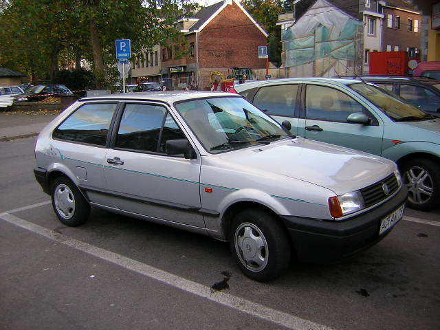 Volkswagen Polo 1995 photo - 1