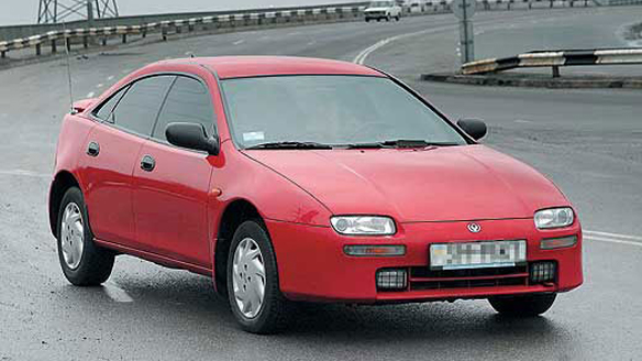 Mazda Astina 1991 photo - 4