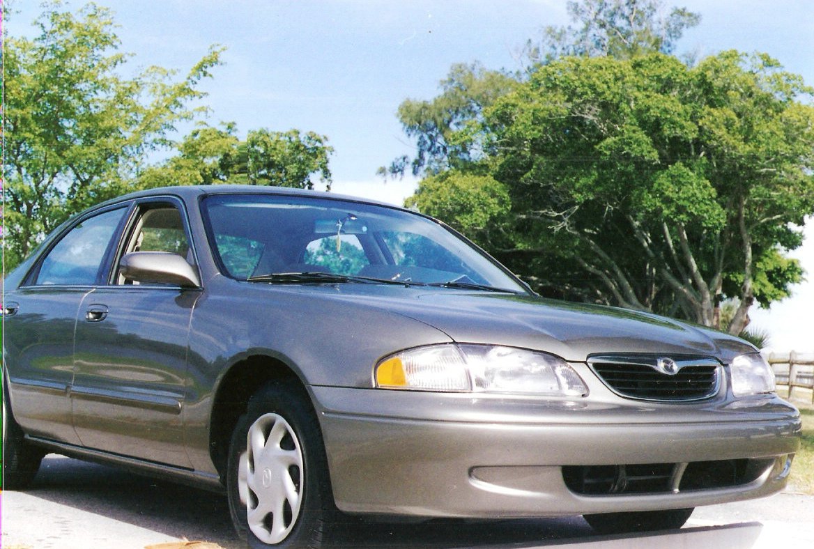 Mazda B-series 2001 photo - 4