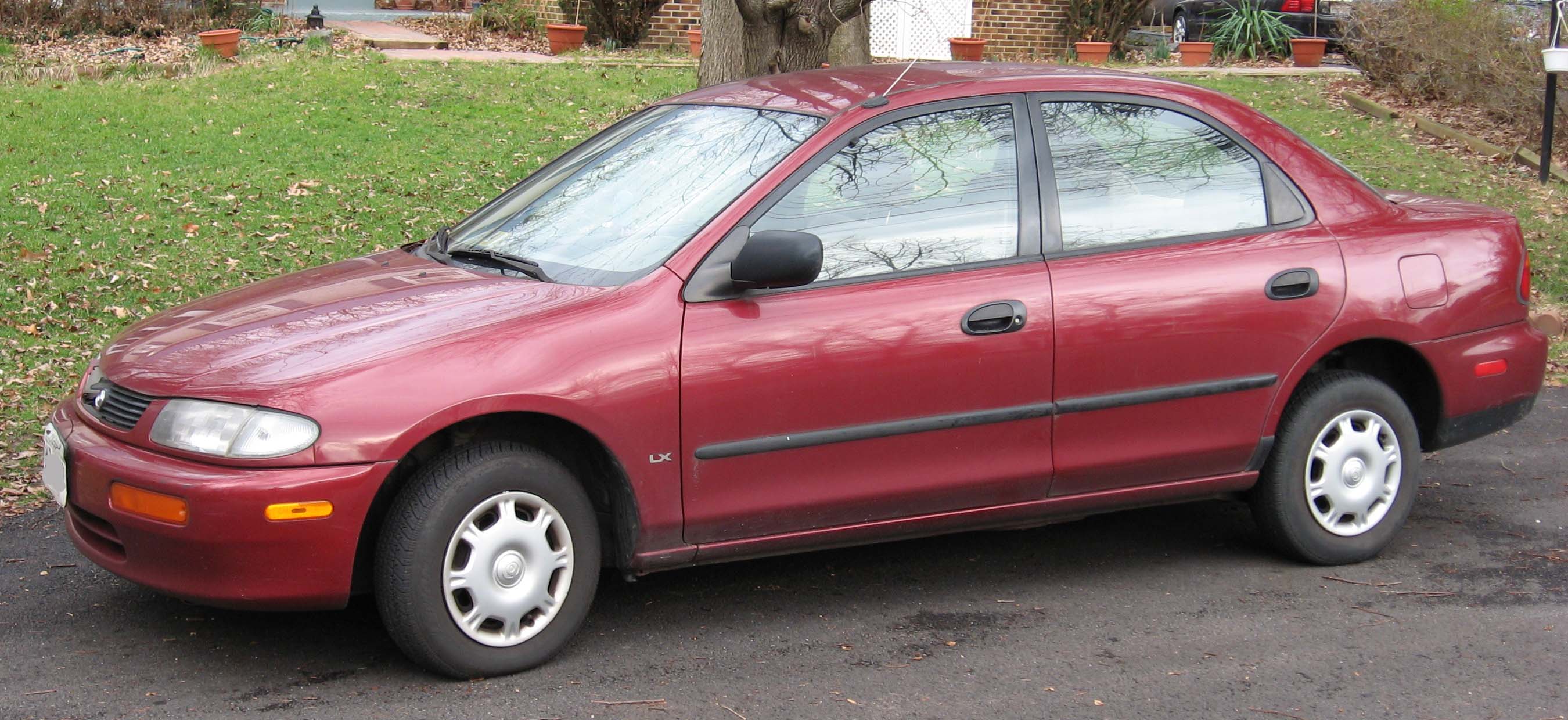 Mazda protege 1996 photo - 2