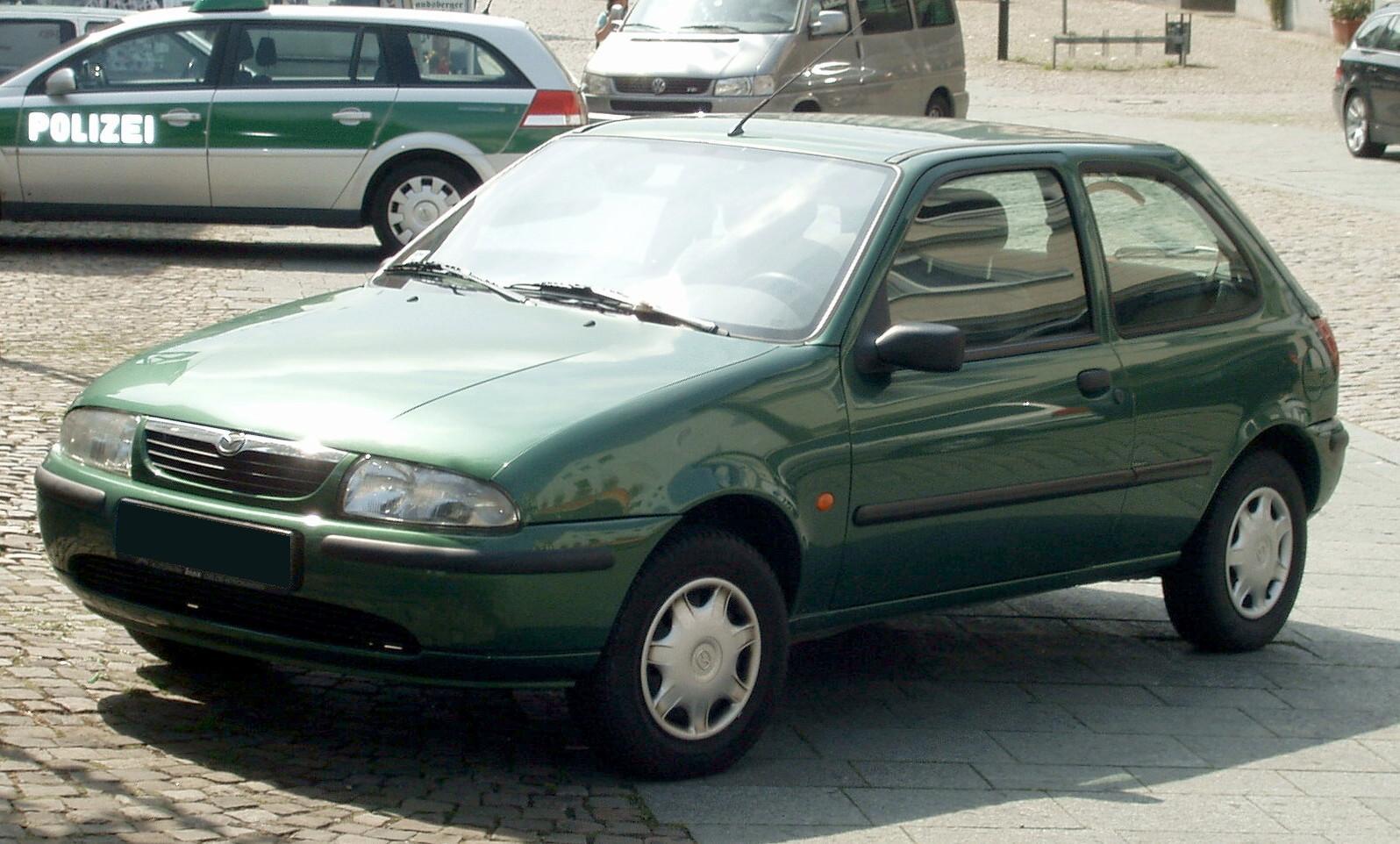 Mazda 121 1996
