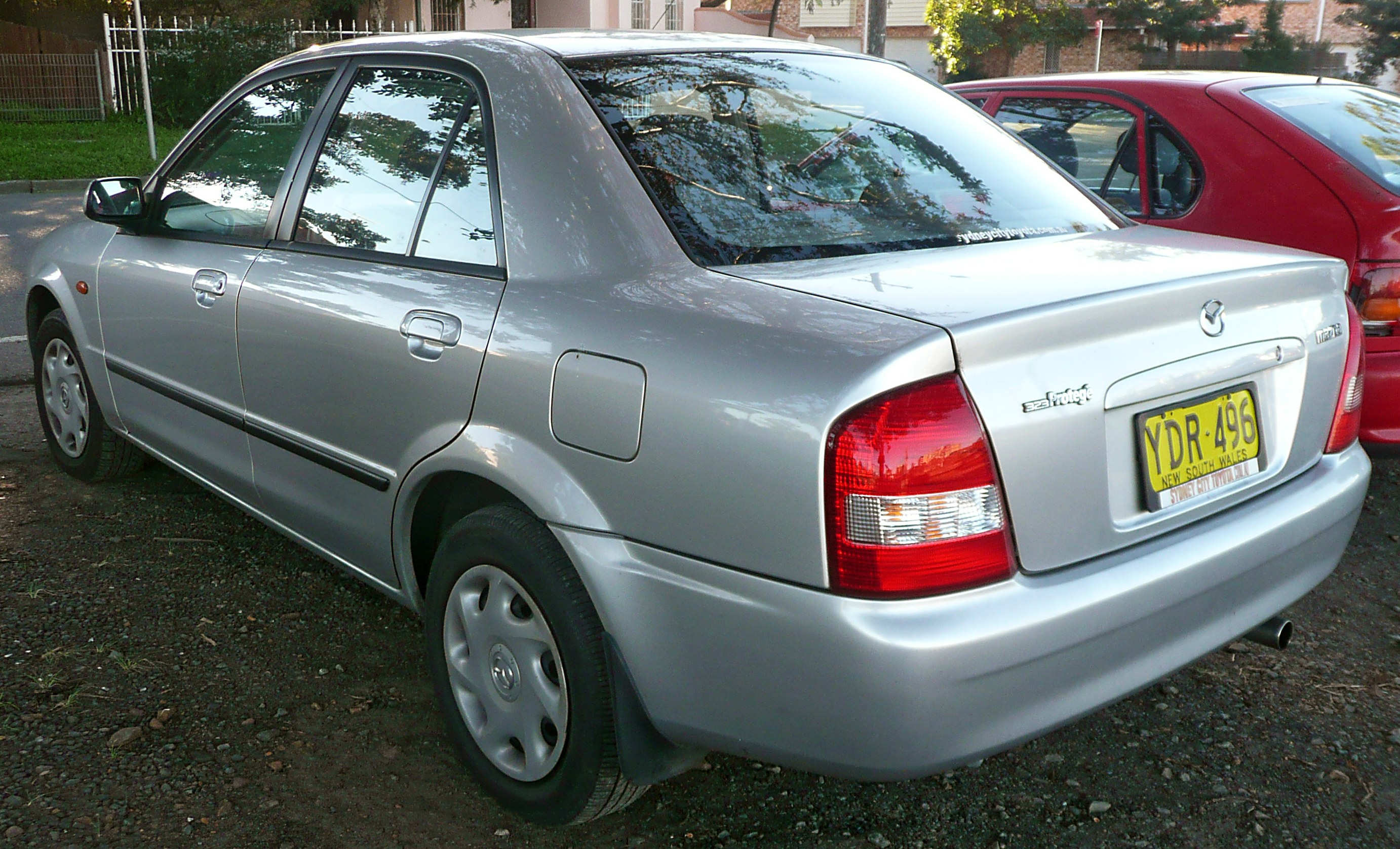 Mazda 2 2001