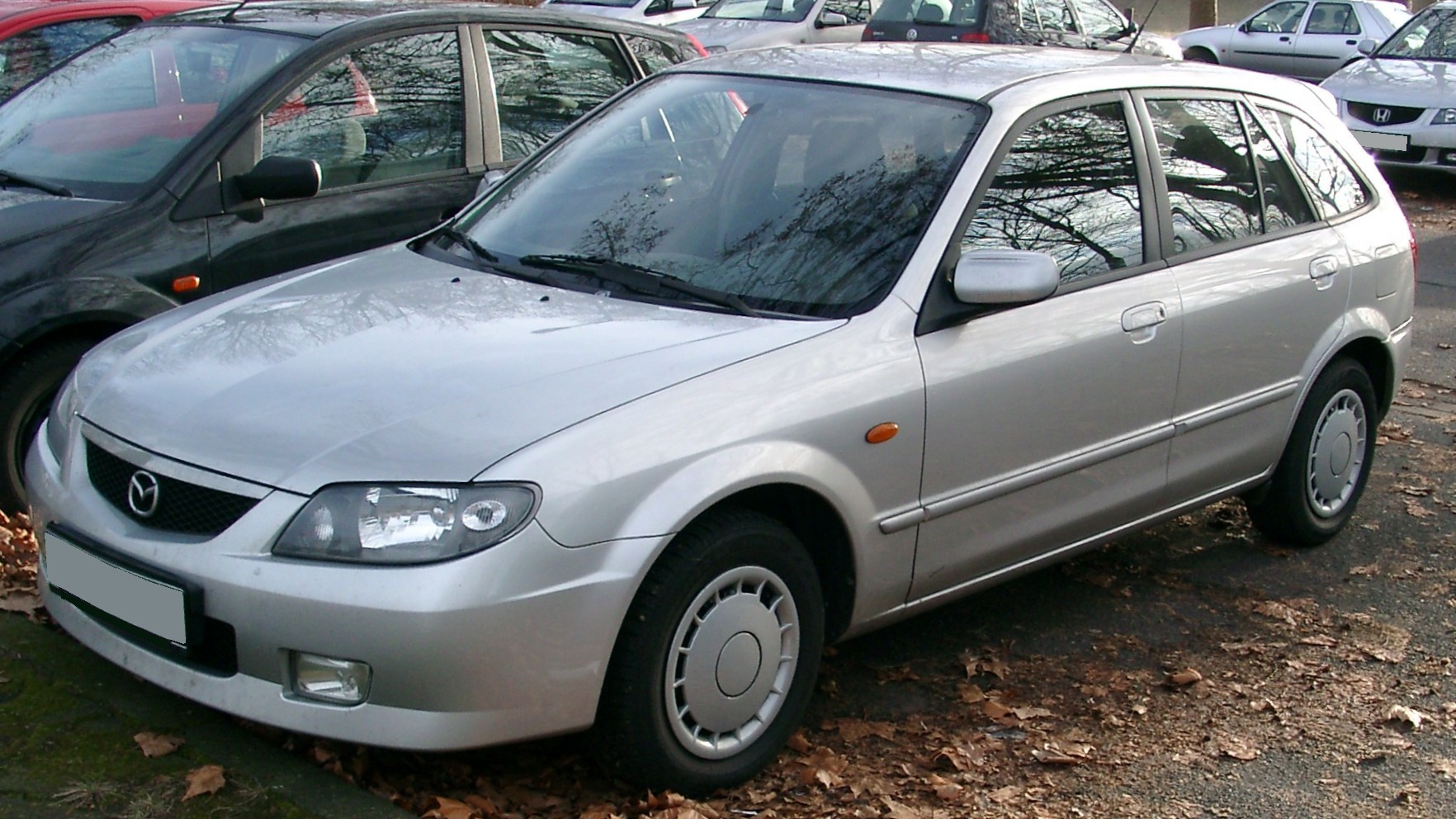 Mazda 323F 2004