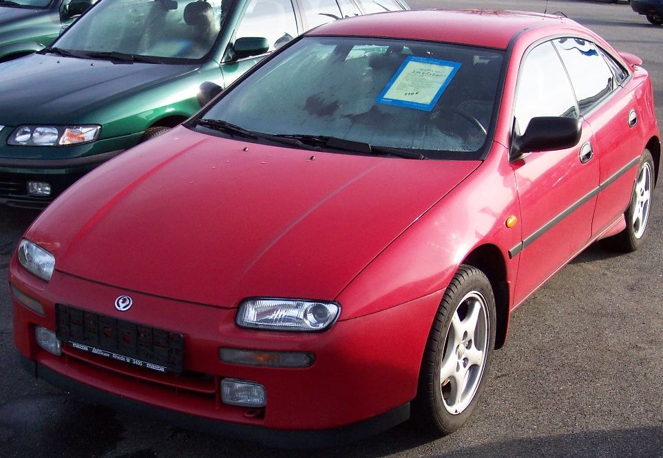 Mazda Astina 1996