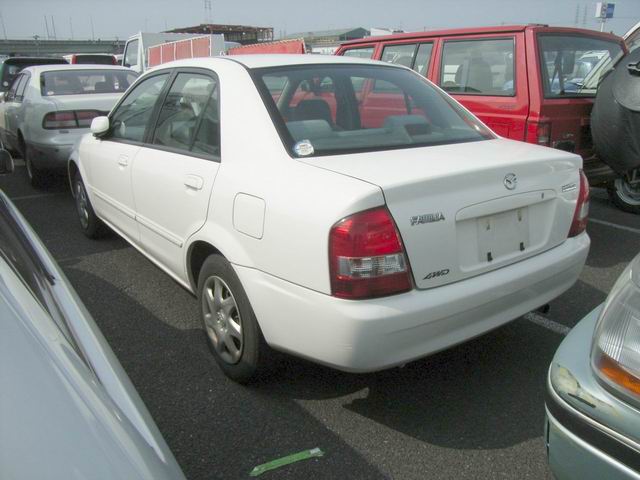 Mazda Familia 1999