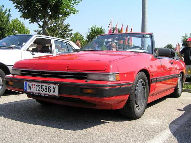Red Mazda 929 2001