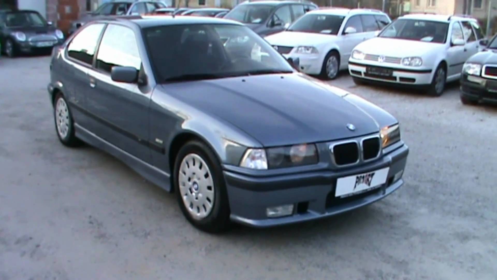 BMW 316i 1999 Photo - 1