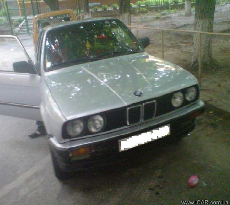 BMW 320 1985 Photo - 1