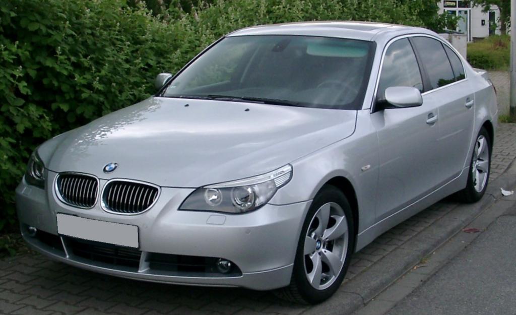BMW 525i 2004 Photo - 1