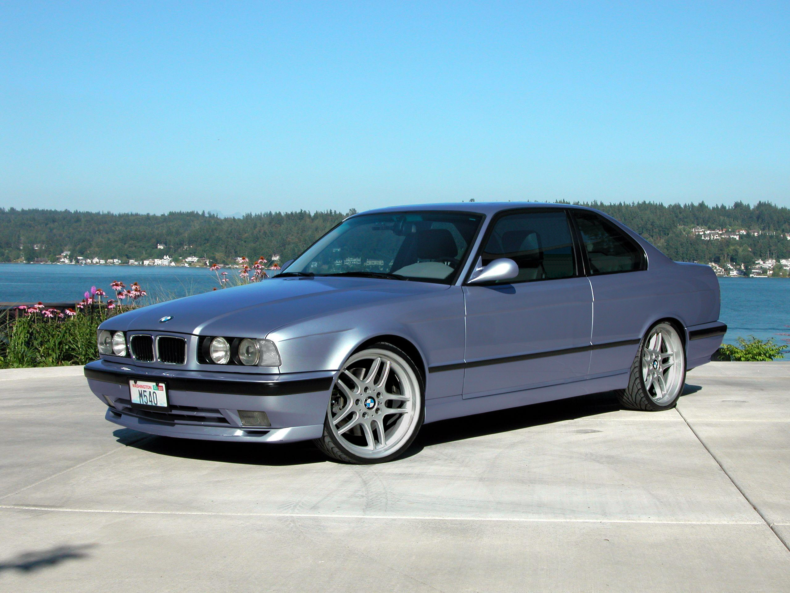 BMW 540 1995 Review, Amazing Pictures and Images Look