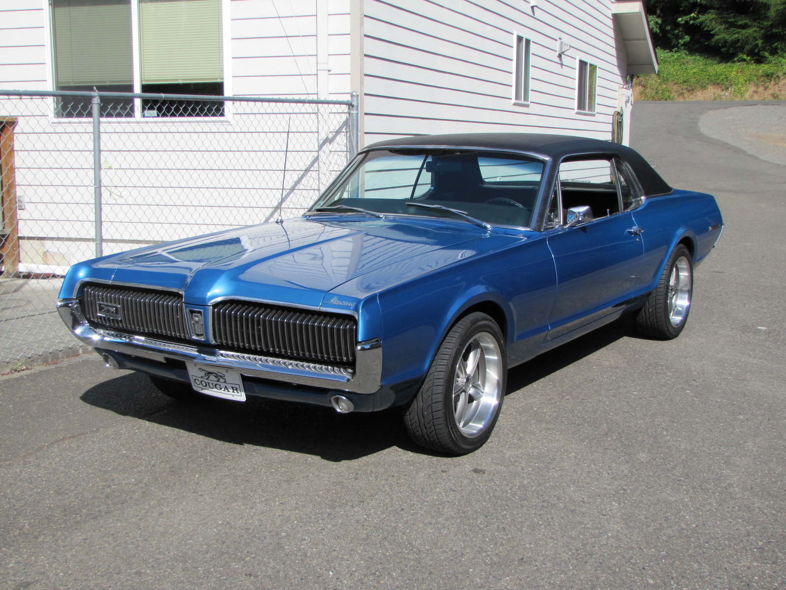 Ford Cougar 1967 Photo - 1