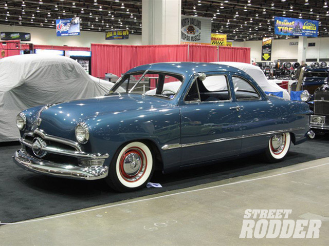 Ford Coupe 1950 Photo - 1