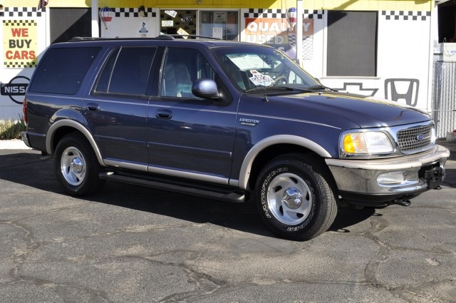 Ford Expedition 1998 Photo - 1